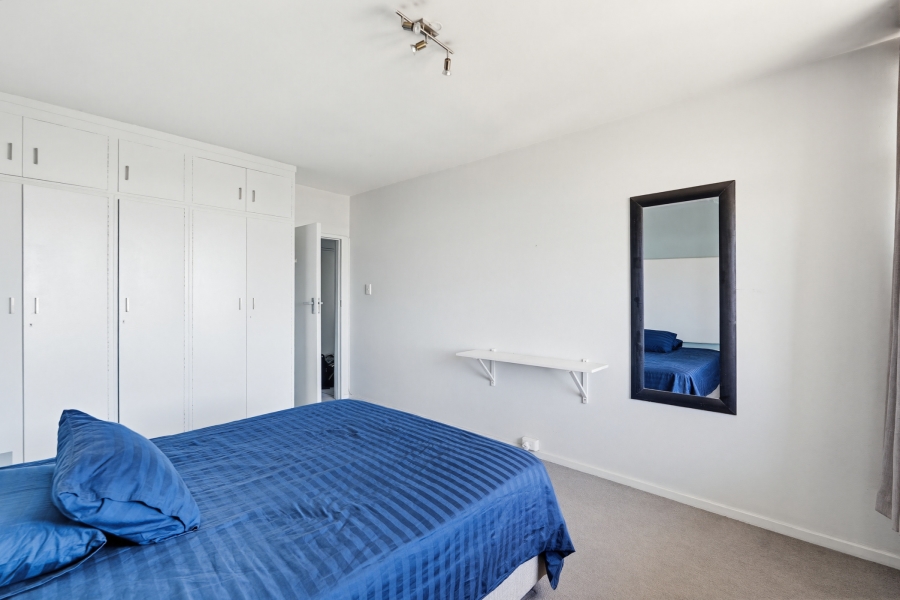 2 Bedroom Property for Sale in Green Point Western Cape